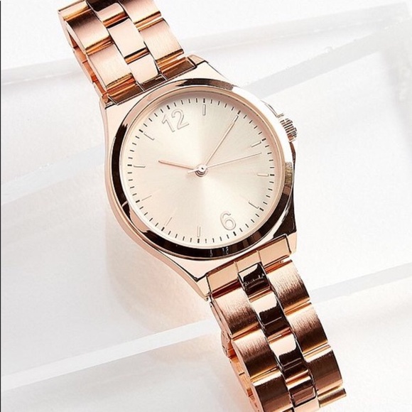 NWT UO❕Rose Gold Metal Link Watch - Picture 2 of 4